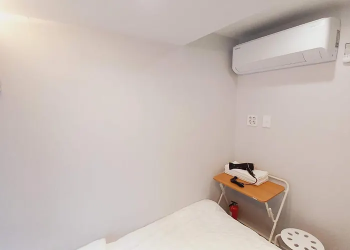 Guest house 1996 Jongro 3*